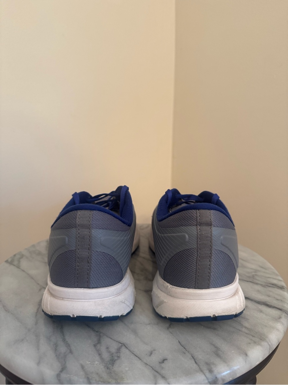 Brooks Transmit 2 Running Shoes Men’s Size 9 Gray Blue Sneakers 1103371D028 - Picture 4 of 9